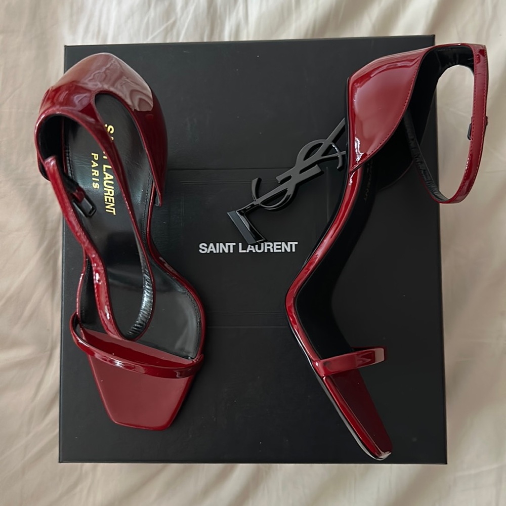 Classic YSL heels that are brand new.